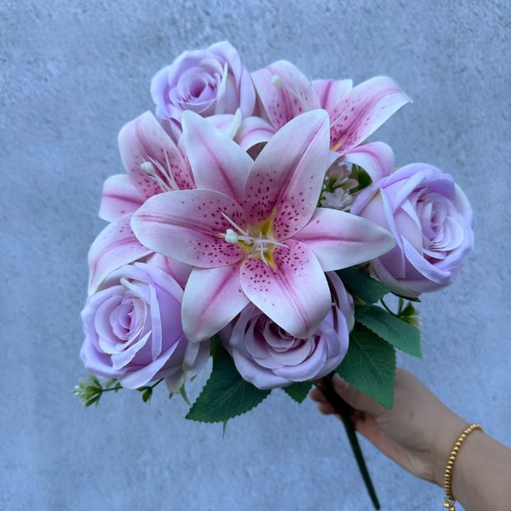 The Spring Color Bouquet, Light purple