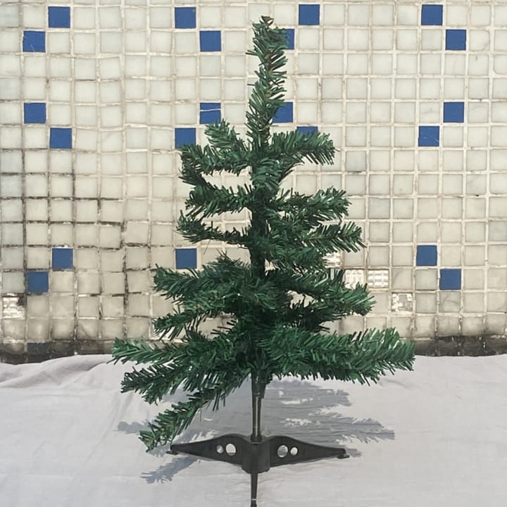 The Mini Pinecone Christmas Tree