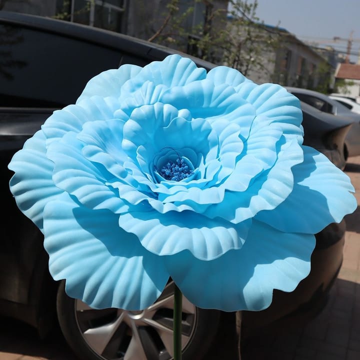 The Grand Peony Bloom, Sky blue