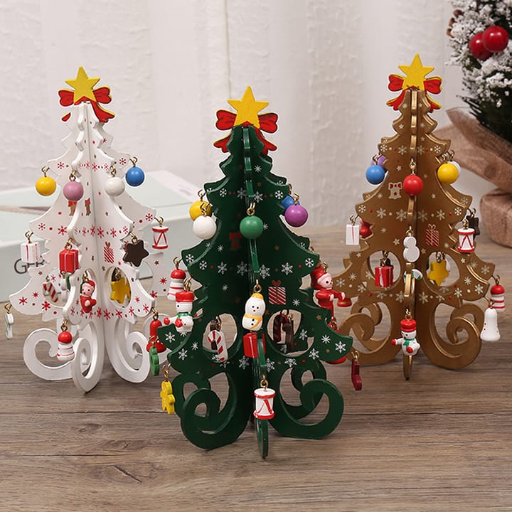 The Woodland Snowflake Tabletop Tree