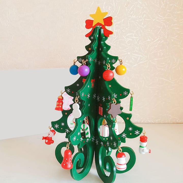 The Woodland Snowflake Tabletop Tree, Green