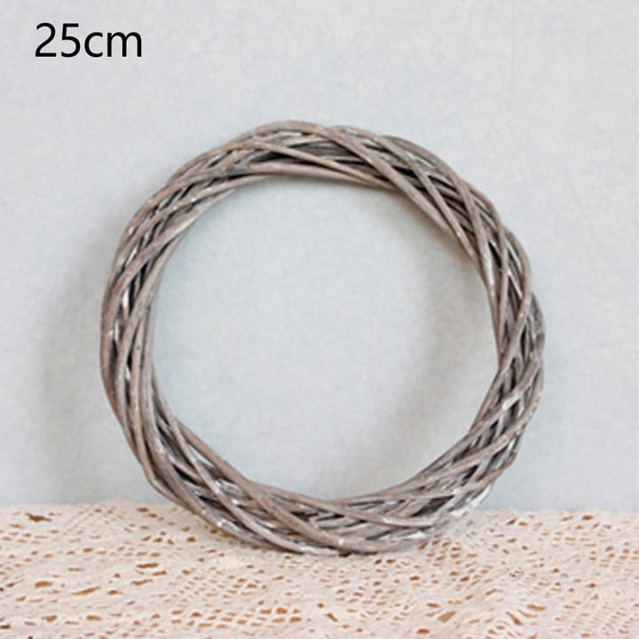 The Woven Vine Ring, 10 in