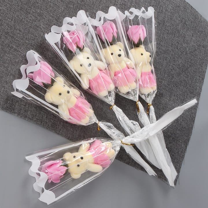 The Mini Bear Rose Bouquet, Pink
