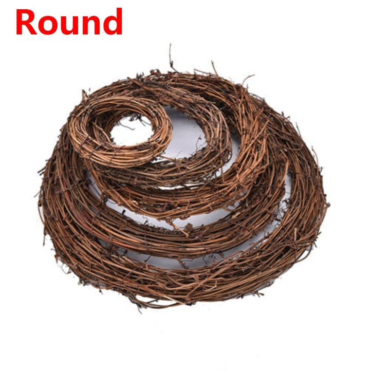 The Rattan Vine Wreath Ring, Round