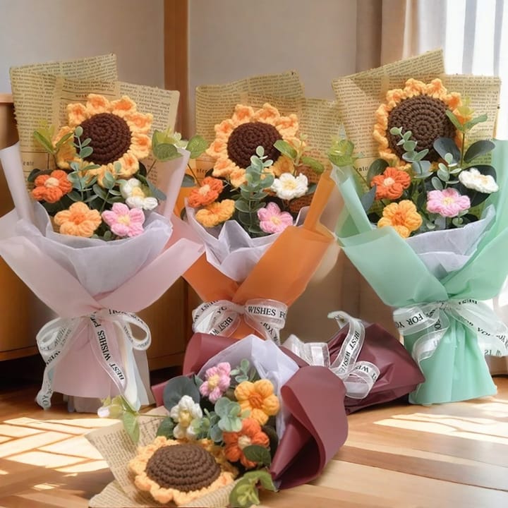 The Crochet Daisy and Sunflower Bouquet
