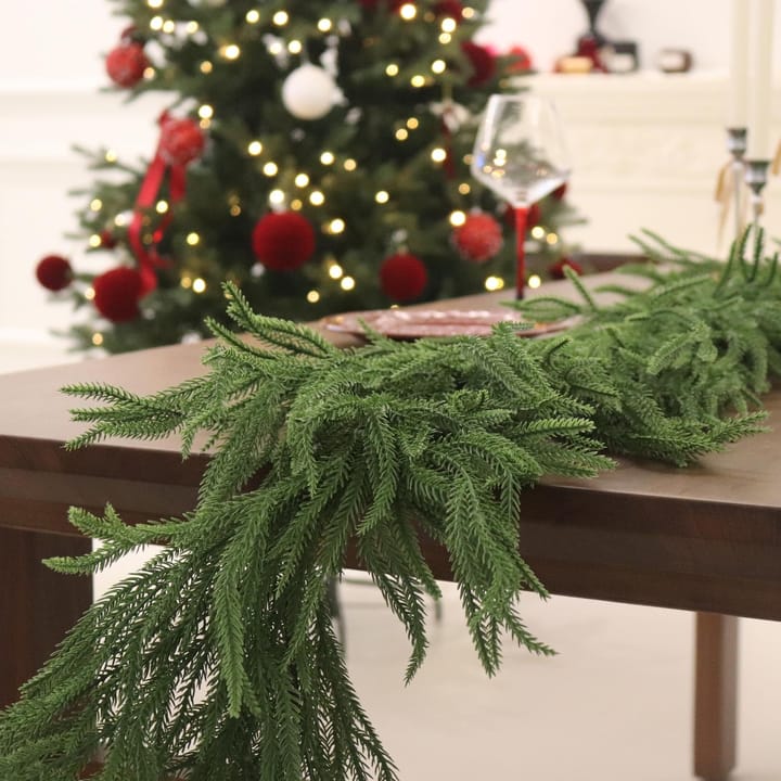 The Norfolk Pine Garland