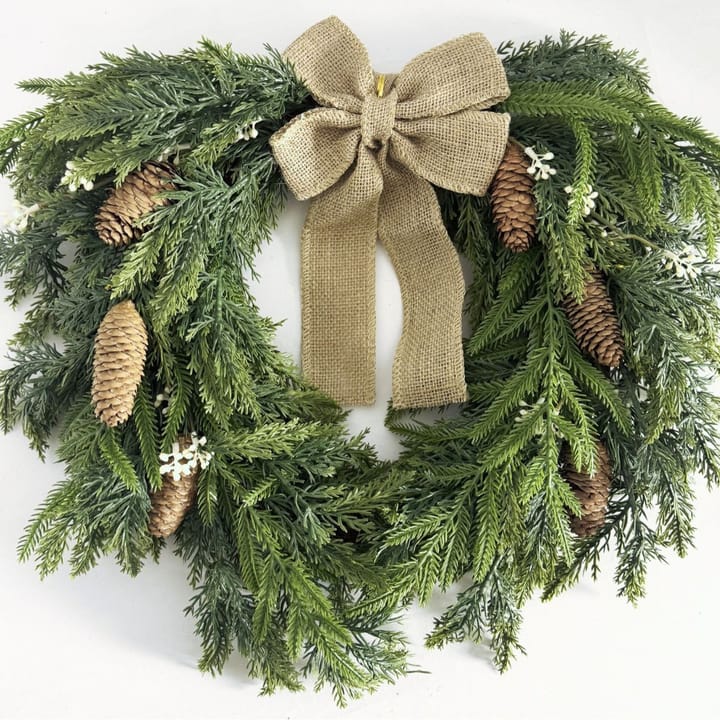 The Snowy Red Berry Christmas Wreath, 19.7 in diameter