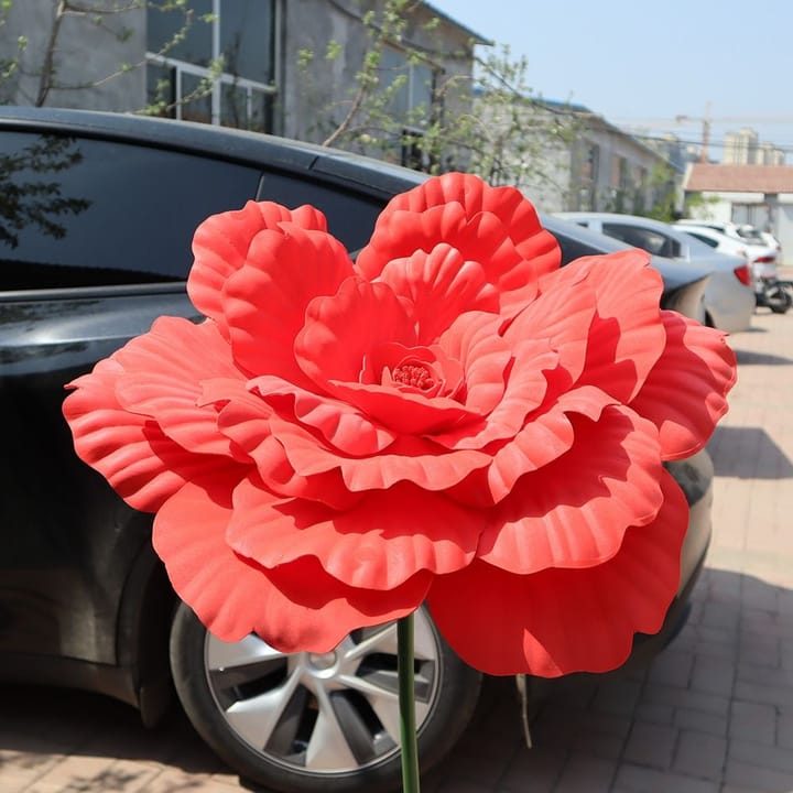 The Grand Peony Bloom, Red