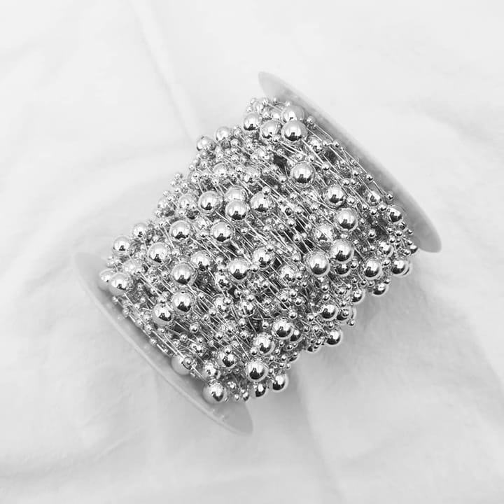 The Pearl Cascade Garland Roll, Silver