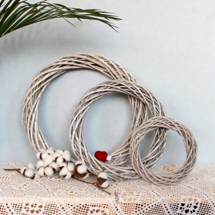 The Grapevine Ring Wreath