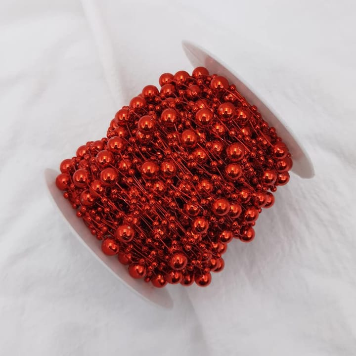 The Pearl Cascade Garland Roll, Red